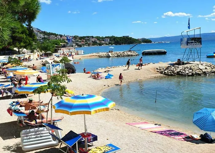 Click In Stobrec Next To Appartamento *